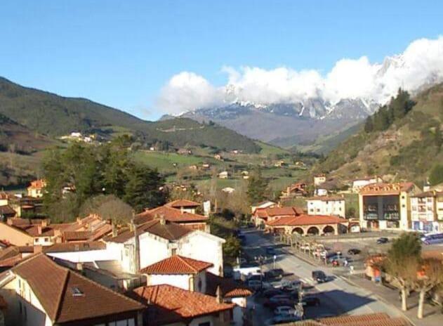 Apartamento Poco Trigo En Potes Esterno foto
